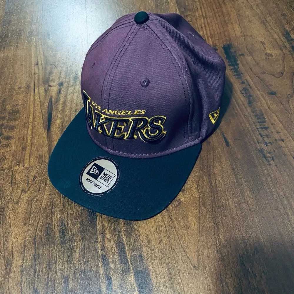 Hat - Picture 2 of 3